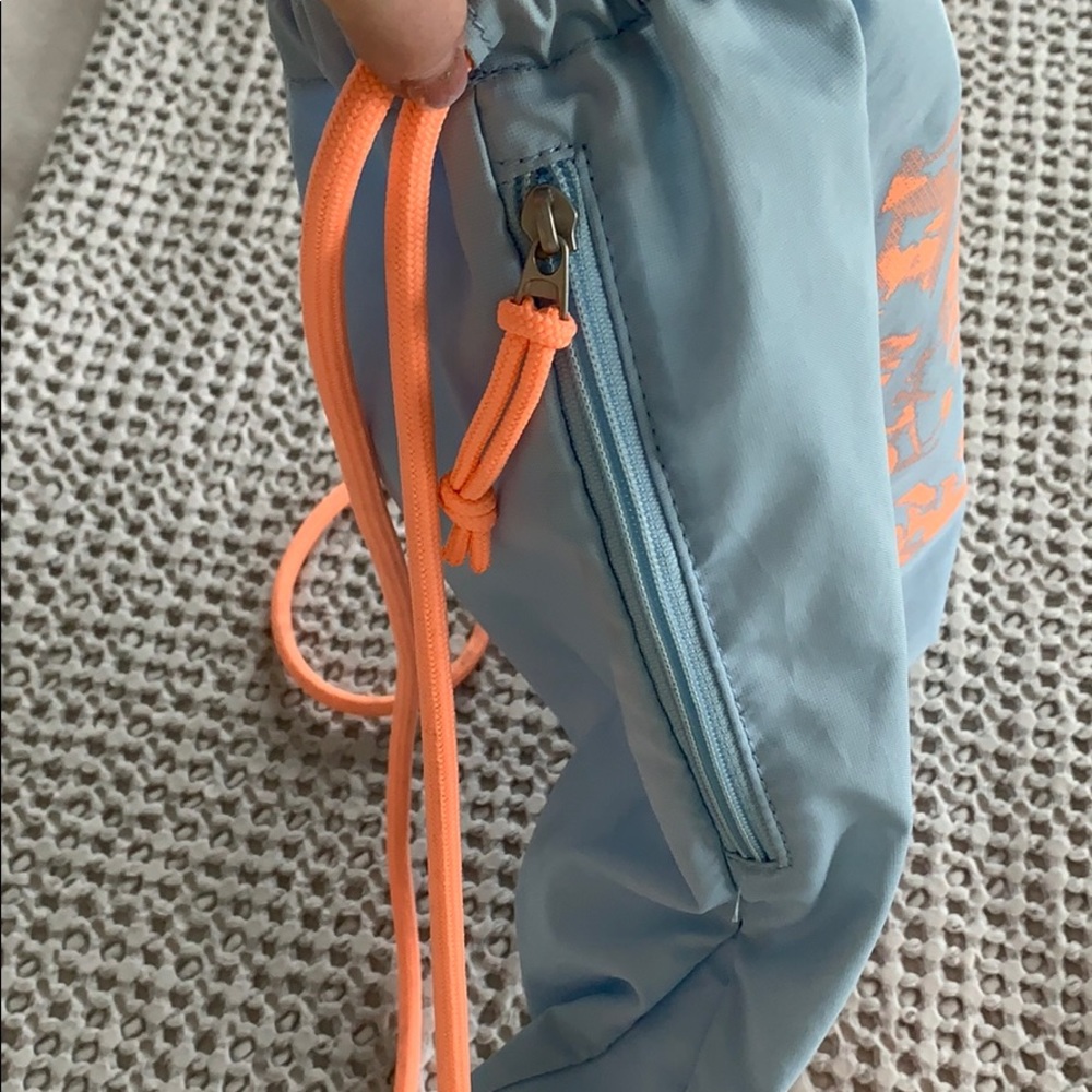 Nike Drawstring Bag - Picture 6 of 6